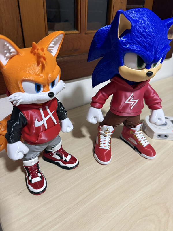 Detalhe do sneaker da peça