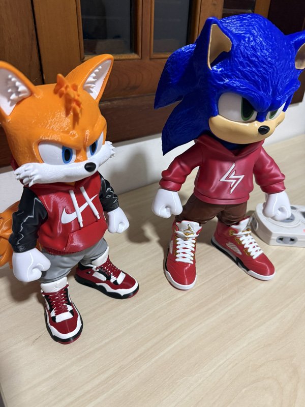 Detalhe do sneaker da peça